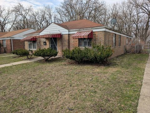 Tiny photo for 9960 S Van Vlissingen Road, Chicago, IL 60617 (MLS # 12603668)