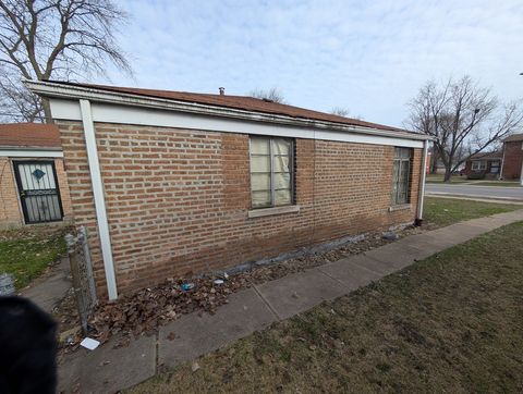 Tiny photo for 9960 S Van Vlissingen Road, Chicago, IL 60617 (MLS # 12603668)