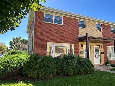 Photo of 218 Linn Court #A, North Aurora, IL 60542 (MLS # 12780845)