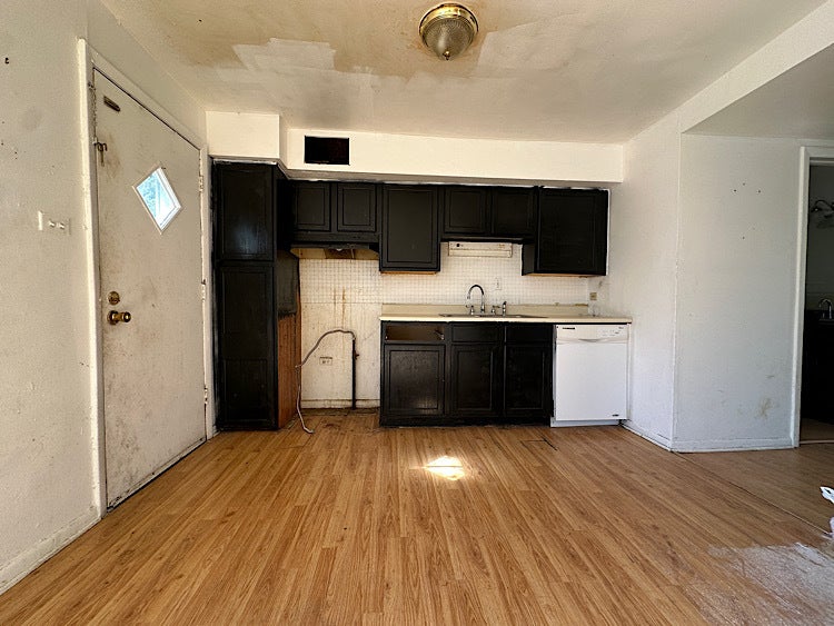 218 Linn Court A