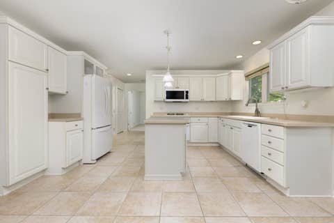 Tiny photo for 2855 Clara Avenue, Aurora, IL 60504 (MLS # 12693779)
