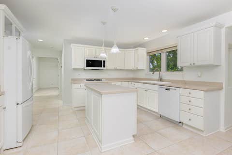 Tiny photo for 2855 Clara Avenue, Aurora, IL 60504 (MLS # 12693779)