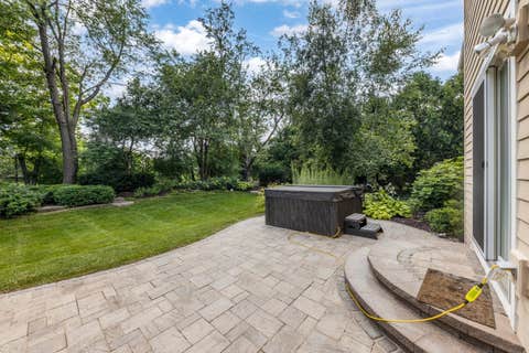 Tiny photo for 2855 Clara Avenue, Aurora, IL 60504 (MLS # 12693779)
