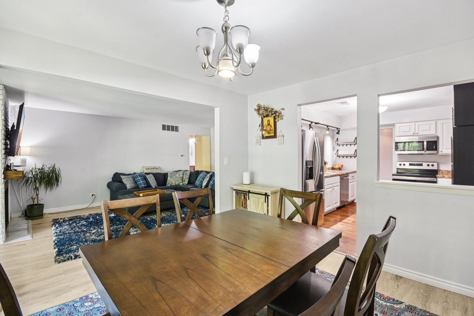 1521 S County Farm Road 2-2