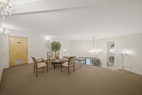 Tiny photo for 9840 S Pulaski Road #310, Oak Lawn, IL 60453 (MLS # 12650714)