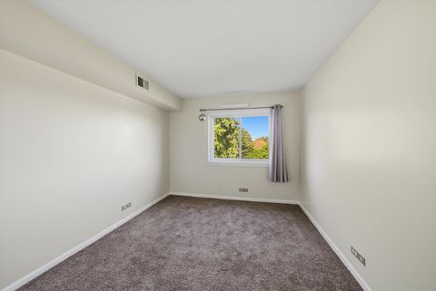 Tiny photo for 9840 S Pulaski Road #310, Oak Lawn, IL 60453 (MLS # 12650714)