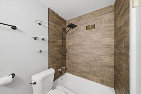 Tiny photo for 9840 S Pulaski Road #310, Oak Lawn, IL 60453 (MLS # 12650714)