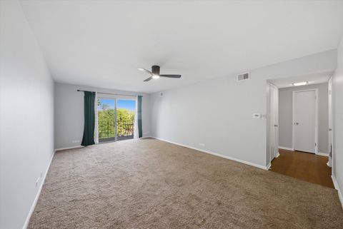 Tiny photo for 9840 S Pulaski Road #310, Oak Lawn, IL 60453 (MLS # 12650714)