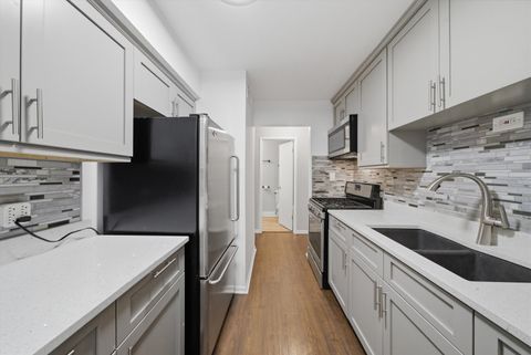 Tiny photo for 9840 S Pulaski Road #310, Oak Lawn, IL 60453 (MLS # 12650714)