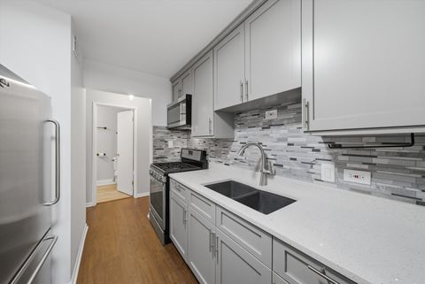Tiny photo for 9840 S Pulaski Road #310, Oak Lawn, IL 60453 (MLS # 12650714)