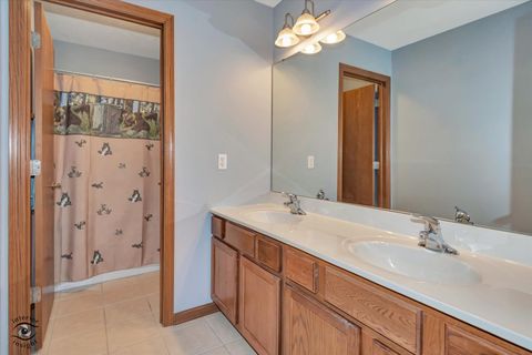 Tiny photo for 4478 Tufted Deer Court, Belvidere, IL 61008 (MLS # 12597572)