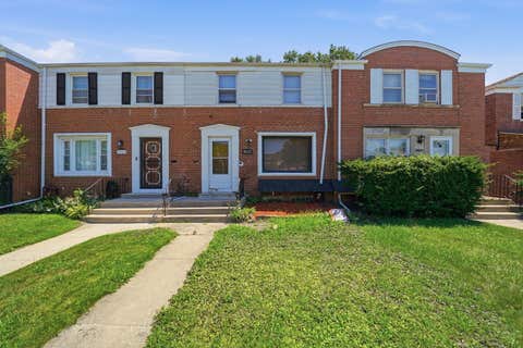 Photo of 9631 S Jeffery Avenue, Chicago, IL 60617 (MLS # 12724547)