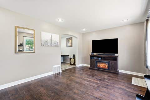Tiny photo for 9631 S Jeffery Avenue, Chicago, IL 60617 (MLS # 12724547)