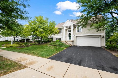 Tiny photo for 70 CHERBOURG Court #70, Wheeling, IL 60090 (MLS # 12481394)