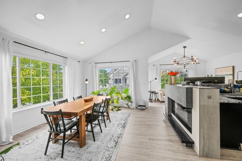Tiny photo for 70 CHERBOURG Court #70, Wheeling, IL 60090 (MLS # 12481394)