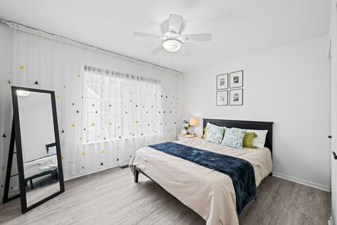 Tiny photo for 70 CHERBOURG Court #70, Wheeling, IL 60090 (MLS # 12481394)