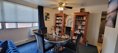 Tiny photo for 6300 N Sheridan Road #811, Chicago, IL 60660 (MLS # 12398815)