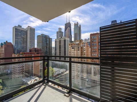 Tiny photo for 30 E Elm Street #18B, Chicago, IL 60611 (MLS # 12782755)
