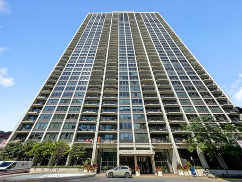 Tiny photo for 1560 N Sandburg Terrace #1508J, Chicago, IL 60610 (MLS # 12464813)