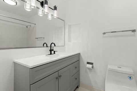Tiny photo for 1560 N Sandburg Terrace #1508J, Chicago, IL 60610 (MLS # 12464813)