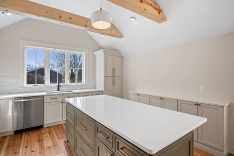 Tiny photo for 304 S Prairie Street, Batavia, IL 60510 (MLS # 12546423)