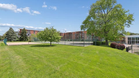 Tiny photo for 18 E Old Willow Road #504N, Prospect Heights, IL 60070 (MLS # 12648593)