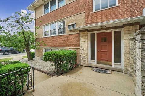 Tiny photo for 6972 W Belmont Avenue #4, Chicago, IL 60634 (MLS # 12675897)