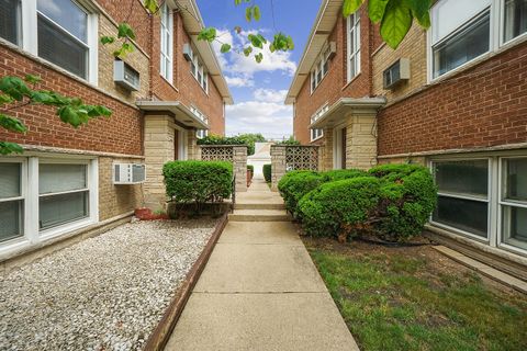 Tiny photo for 6972 W Belmont Avenue #4, Chicago, IL 60634 (MLS # 12675897)