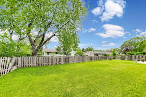 Tiny photo for 605 N Rohlwing Road, Palatine, IL 60074 (MLS # 12649941)
