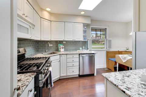 Tiny photo for 605 N Rohlwing Road, Palatine, IL 60074 (MLS # 12649941)