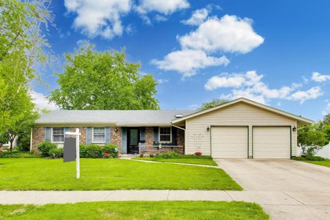 Photo of 605 N Rohlwing Road, Palatine, IL 60074 (MLS # 12649941)