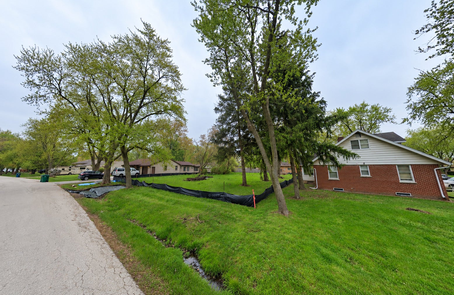 2526 Golfview Drive