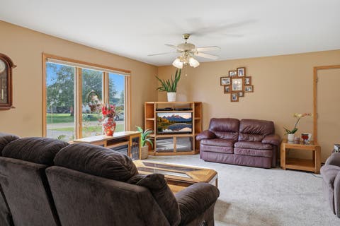 Tiny photo for 423 Wayne RD, Rochelle, IL 61068 (MLS # 12685057)