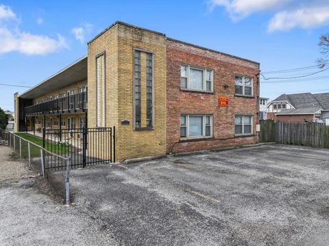 Tiny photo for 2336 Union Street #3, Blue Island, IL 60406 (MLS # 12417826)