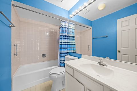 Tiny photo for 1280 RUDOLPH Road #1F, Northbrook, IL 60062 (MLS # 12537868)