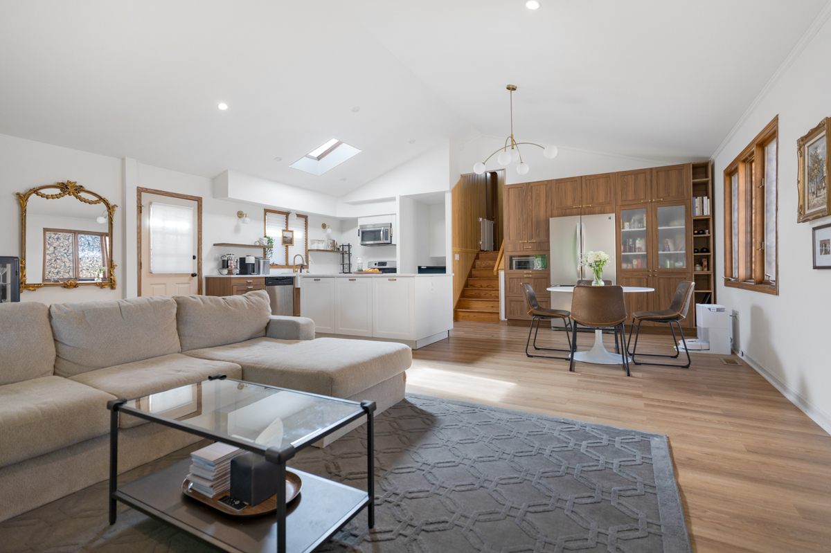 4828 N Newcastle Avenue