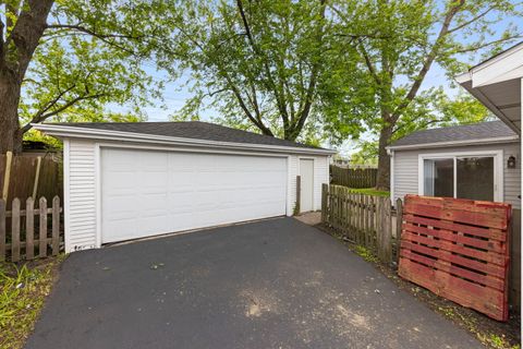 Tiny photo for 144 Garden Drive, Bolingbrook, IL 60440 (MLS # 12648691)