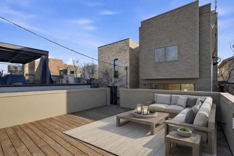 Tiny photo for 2234 W HURON Street, Chicago, IL 60612 (MLS # 12555723)