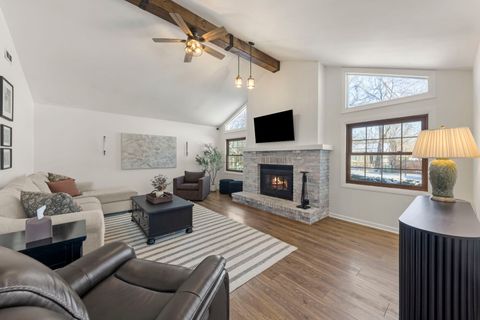 Tiny photo for 35 CLOVERDALE Lane, Schaumburg, IL 60194 (MLS # 12551516)