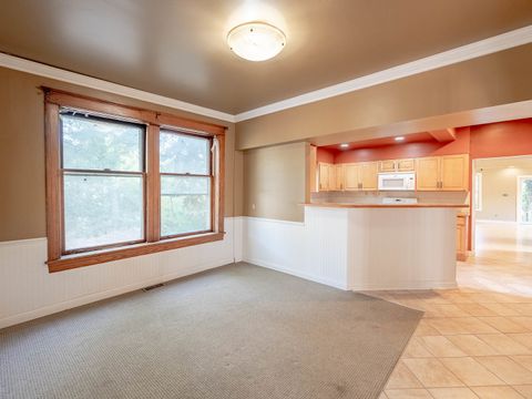 Tiny photo for 250 N Batavia Avenue, Batavia, IL 60510 (MLS # 12482608)