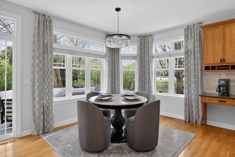 Tiny photo for 702 S Wilmette Avenue, Westmont, IL 60559 (MLS # 12607842)