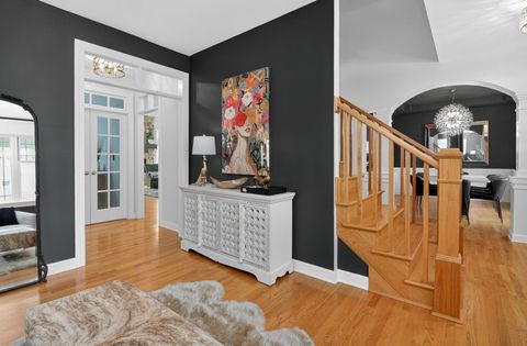 Tiny photo for 702 S Wilmette Avenue, Westmont, IL 60559 (MLS # 12607842)