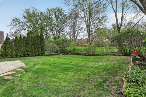 Tiny photo for 702 S Wilmette Avenue, Westmont, IL 60559 (MLS # 12607842)