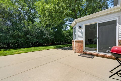 Tiny photo for 316 Fox Run Drive, Northbrook, IL 60062 (MLS # 12696386)