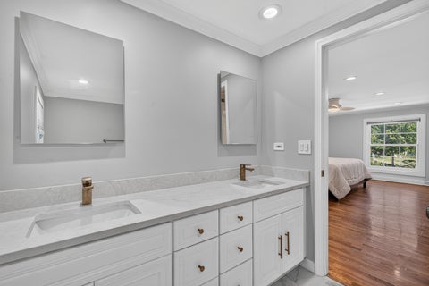 Tiny photo for 316 Fox Run Drive, Northbrook, IL 60062 (MLS # 12696386)