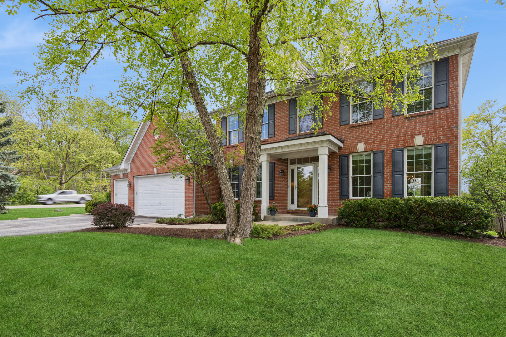 864 Wingfoot Drive