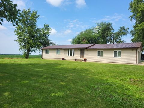 Photo of 19502 W Ballou Road, Wilmington, IL 60481 (MLS # 12450395)