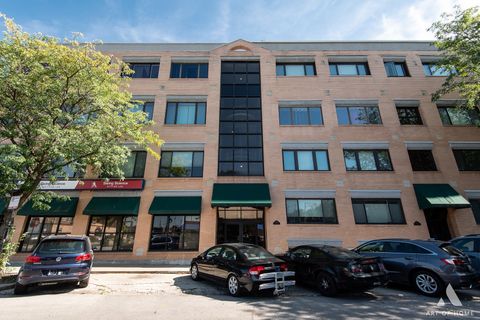 Photo of 4751 N Artesian Avenue #409, Chicago, IL 60625 (MLS # 12487314)