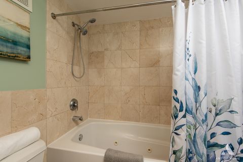 Tiny photo for 4751 N Artesian Avenue #409, Chicago, IL 60625 (MLS # 12487314)