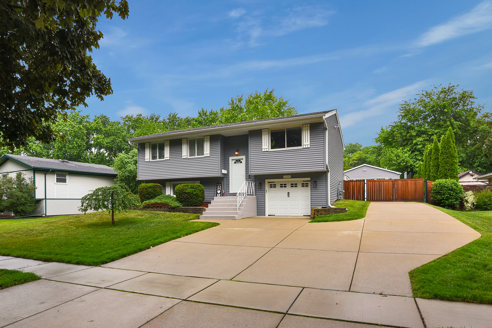 1328 Cabot Lane